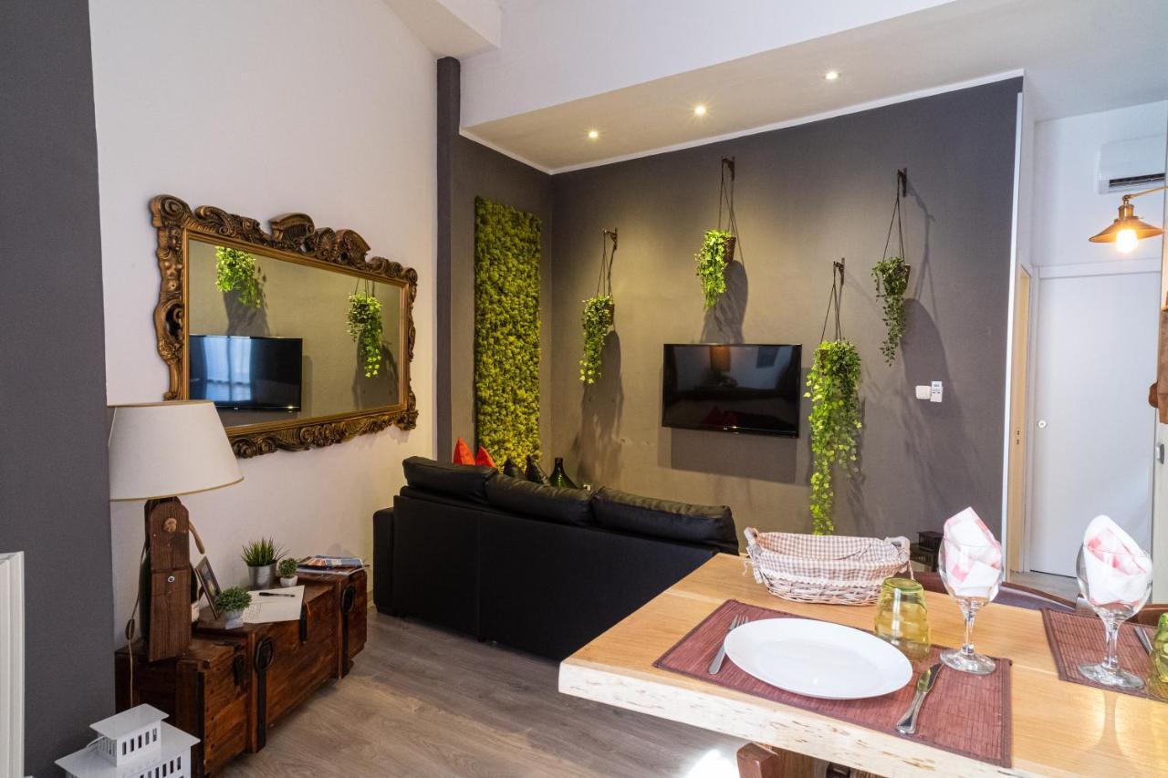 Il Giardino Di Sybar Apartment Lecce Bagian luar foto
