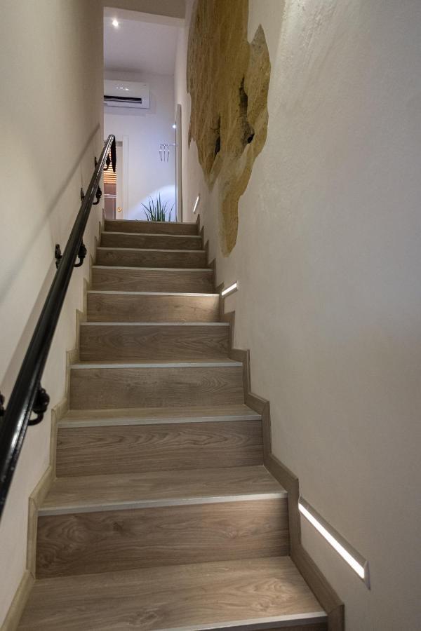 Il Giardino Di Sybar Apartment Lecce Bagian luar foto