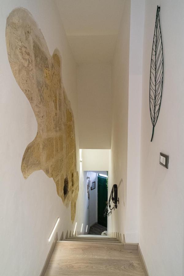 Il Giardino Di Sybar Apartment Lecce Bagian luar foto