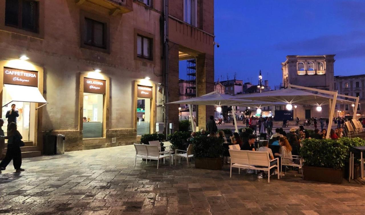 Il Giardino Di Sybar Apartment Lecce Bagian luar foto